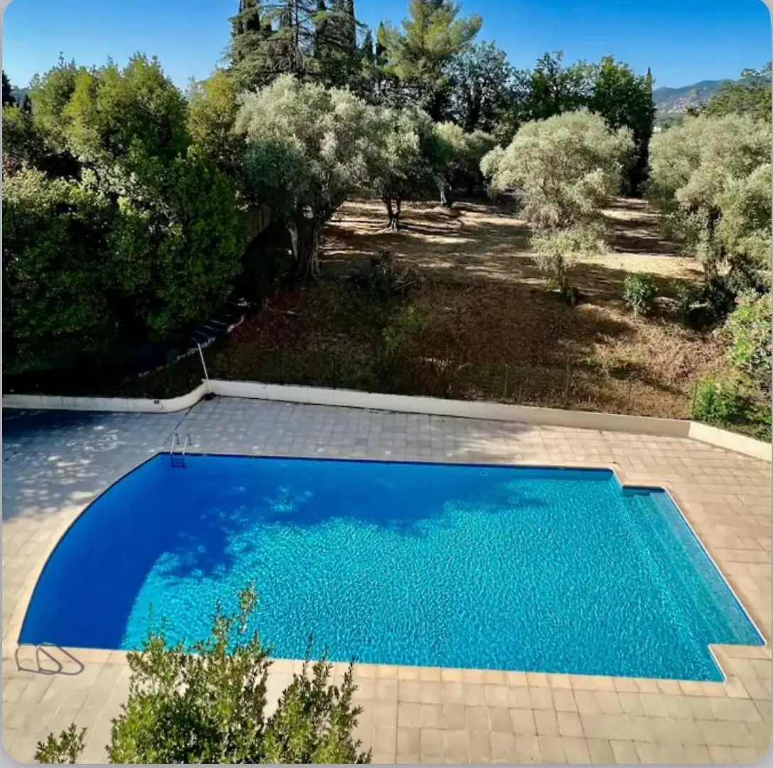 Tres Bel Appartement Cannes Apartman