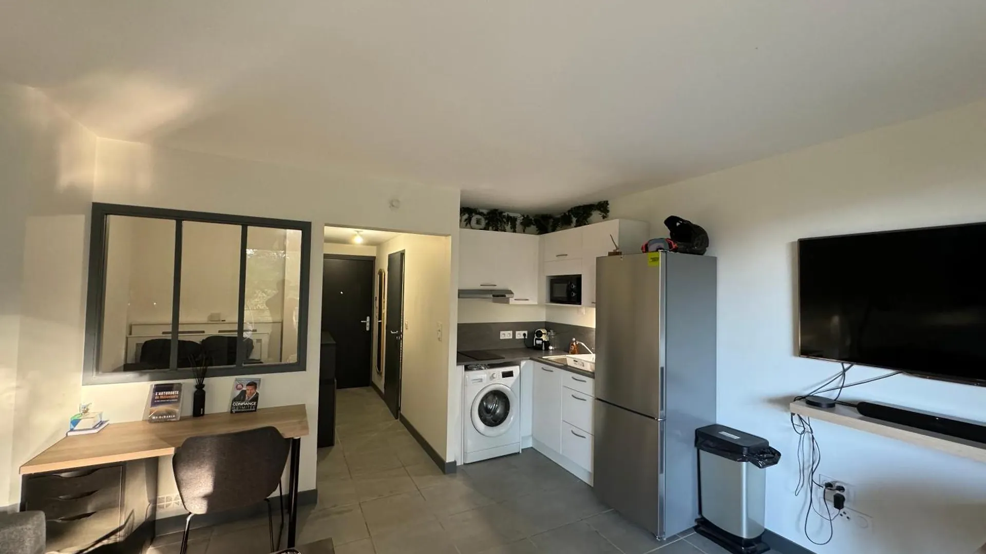 Apartman Tres Bel Appartement Cannes